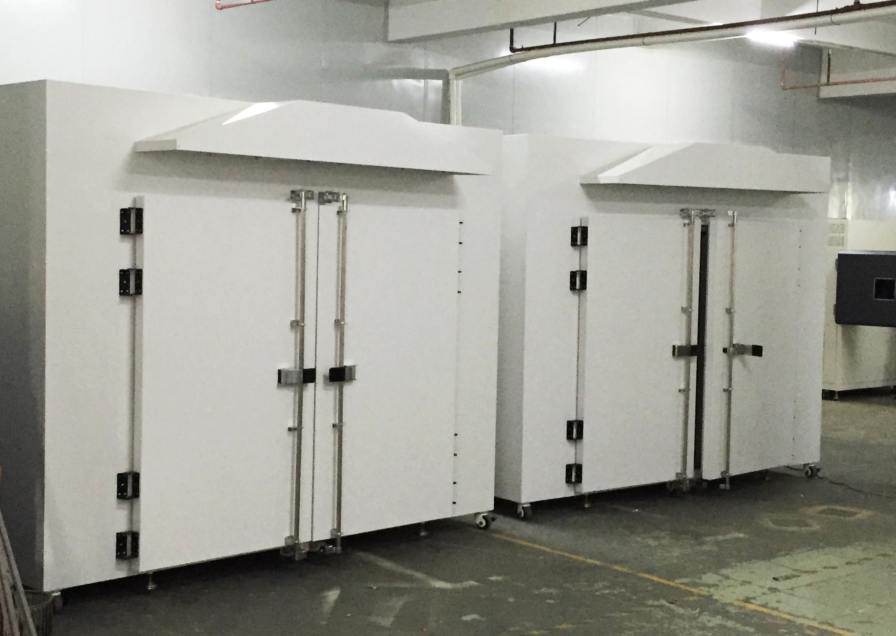 LIYI Dust Free Hot Air Circulation Drying Oven High Uniformity 3 Phase 380V