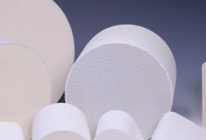 Quality Honeycomb Ceramic / Catalyst Supports White For Vehicle Exhaust wholesale