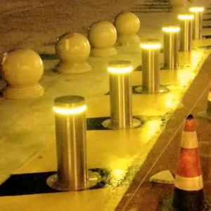 Quality Outdoor Hostile Vehicle Mitigation Bollards ISO 9001 Lamp Bollard wholesale