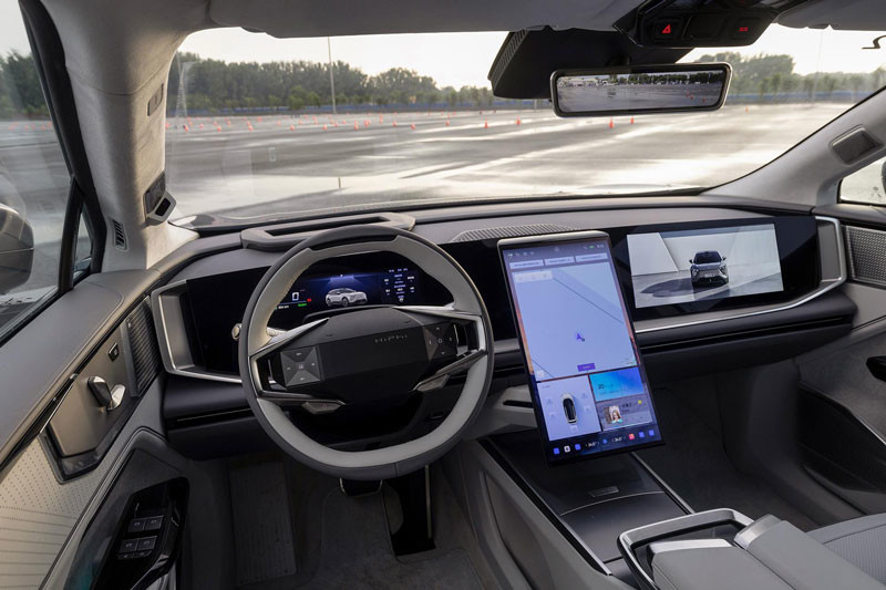 Pure Electric Sedan EV Electric Vehicle HiPhi Y 2023 560km Pioneer Edition