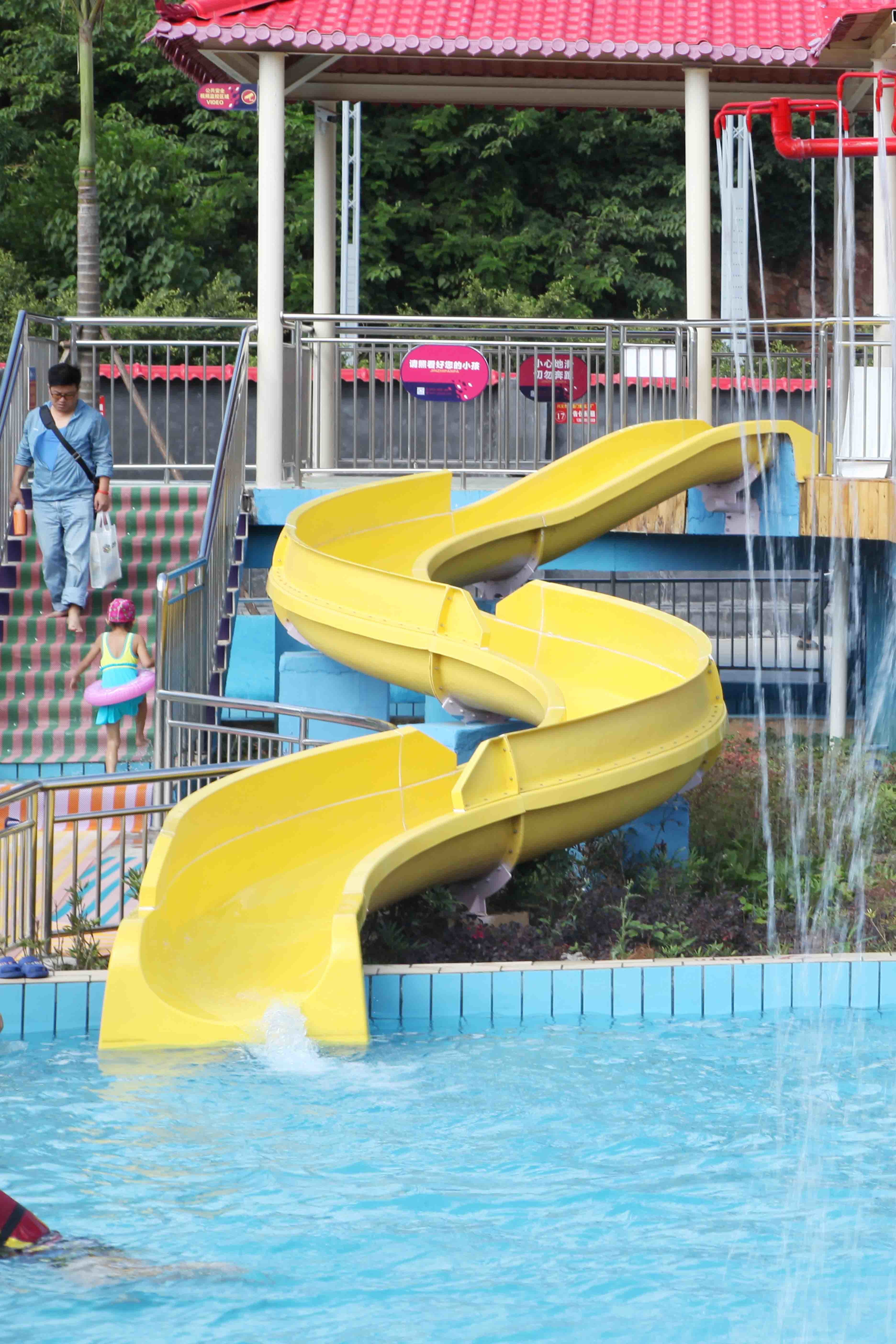 Customized Kids Water Slides Amusement Park Games For Family Interaction