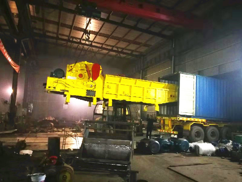 Wood Chip Crusher Machine, Wooden chipper shredder with capacity 30 tons for sale