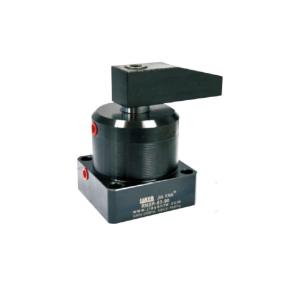 Quality Forceful Hydraulic Swing Clamp Multiple Bores Black Oxide Finish Surface wholesale