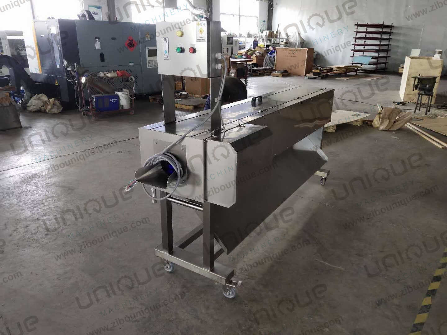 Powerful Stainless Steel 304 Mooli Peeler Machine for Kimchi Daikon Processing Needs