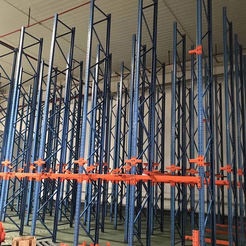 2-7 Levels Drive In Pallet Racking System For Customized Heavy Duty Warehouse Storage