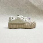 Women casual leather shoes with thick soled and in fashion style