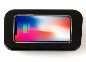 Quality OE-Fit Car Wireless Charger with qi For TOYOTA RAV 14-18 fast chargers 10W in car chargers with 3 coils wholesale