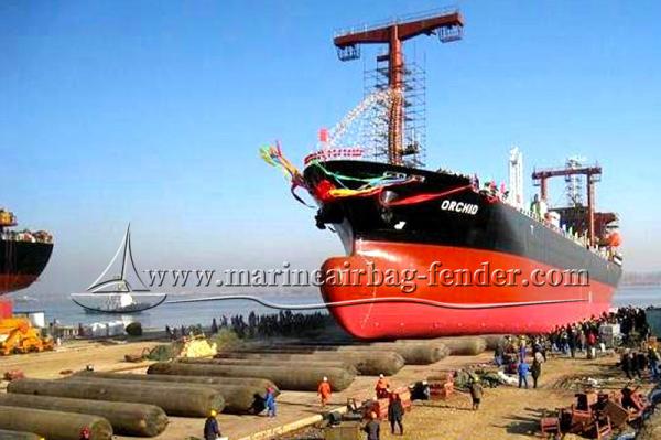 Thicker Layer Boat Lifting Airbags 0.3m - 3.0m Heavy Lifting Airbags With End