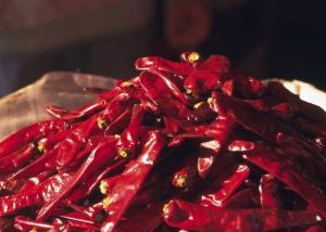 Quality Red Erjingtiao Dried Chilis Spicy Stemmed Dehydrating Chili Peppers wholesale