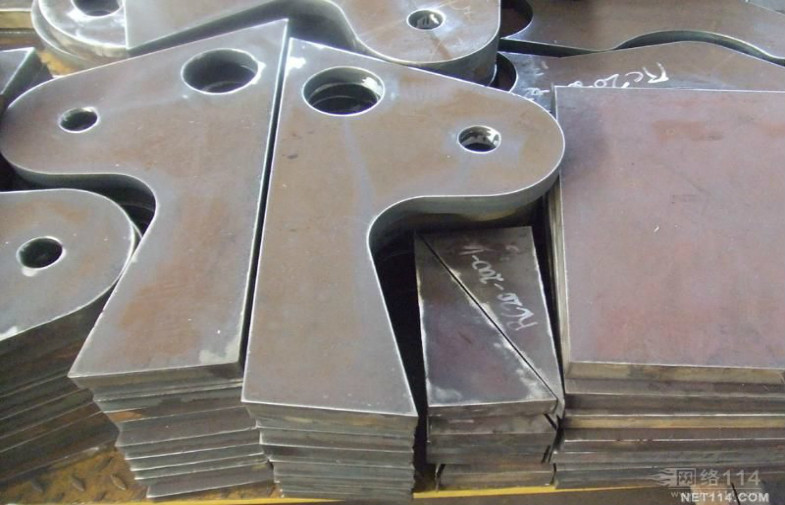 Automobile Parts Plasma Cutting Accessories Thick Steel CNC Process With 6000*24000 Work Table