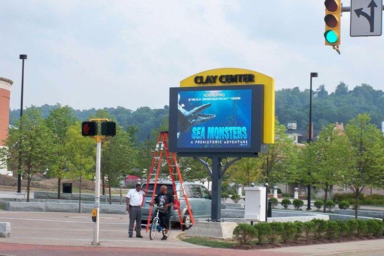 P10 180W 1R1G1B Outdoor Full Color Led Display 8000cd/m2 1/2 Scan