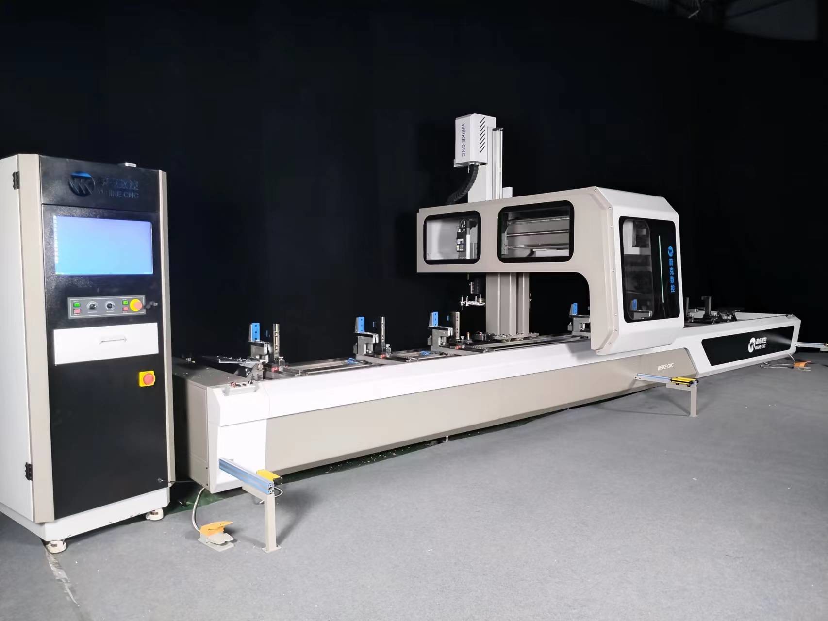 Aluminum Windows Doors Curtain Wall Making Machines Aluminum 4Axis CNC Machines Sales