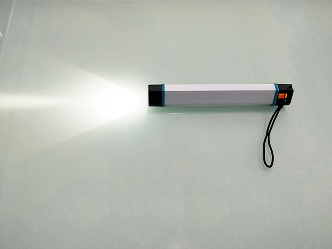 10W 450Lm Flashlight Tube Light IP65 6h~160h Working Time Environment Friendly