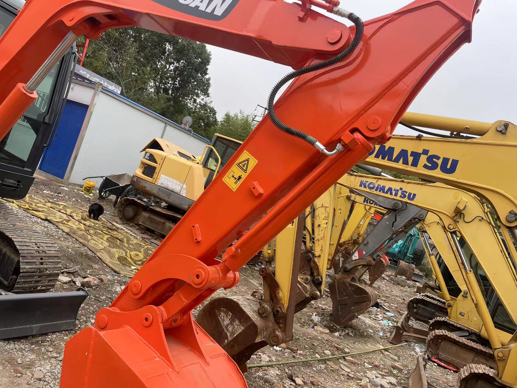Used hydraulic excavator Doosan DH60-7 small digger excav used cheap second hand machine used sale