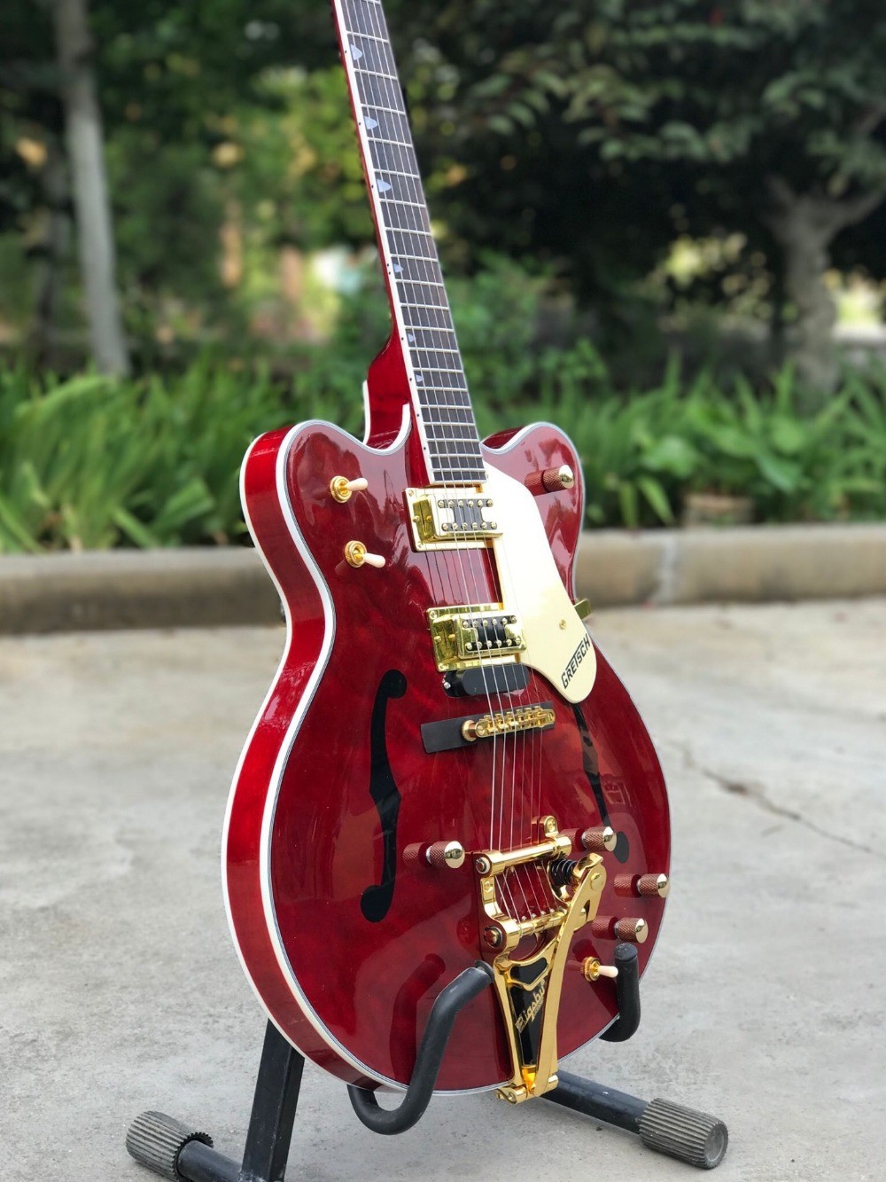 Custom shop ES-335 F hollow body jazz Electric Guitar 6 Strings red guitar with Gold hardware vibrato system
