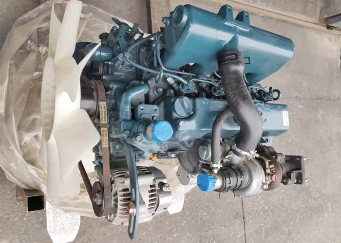 41.7kw Kubota Diesel Engine , Water Cooling V2403T Kubota Engine For Excavator PC56-7