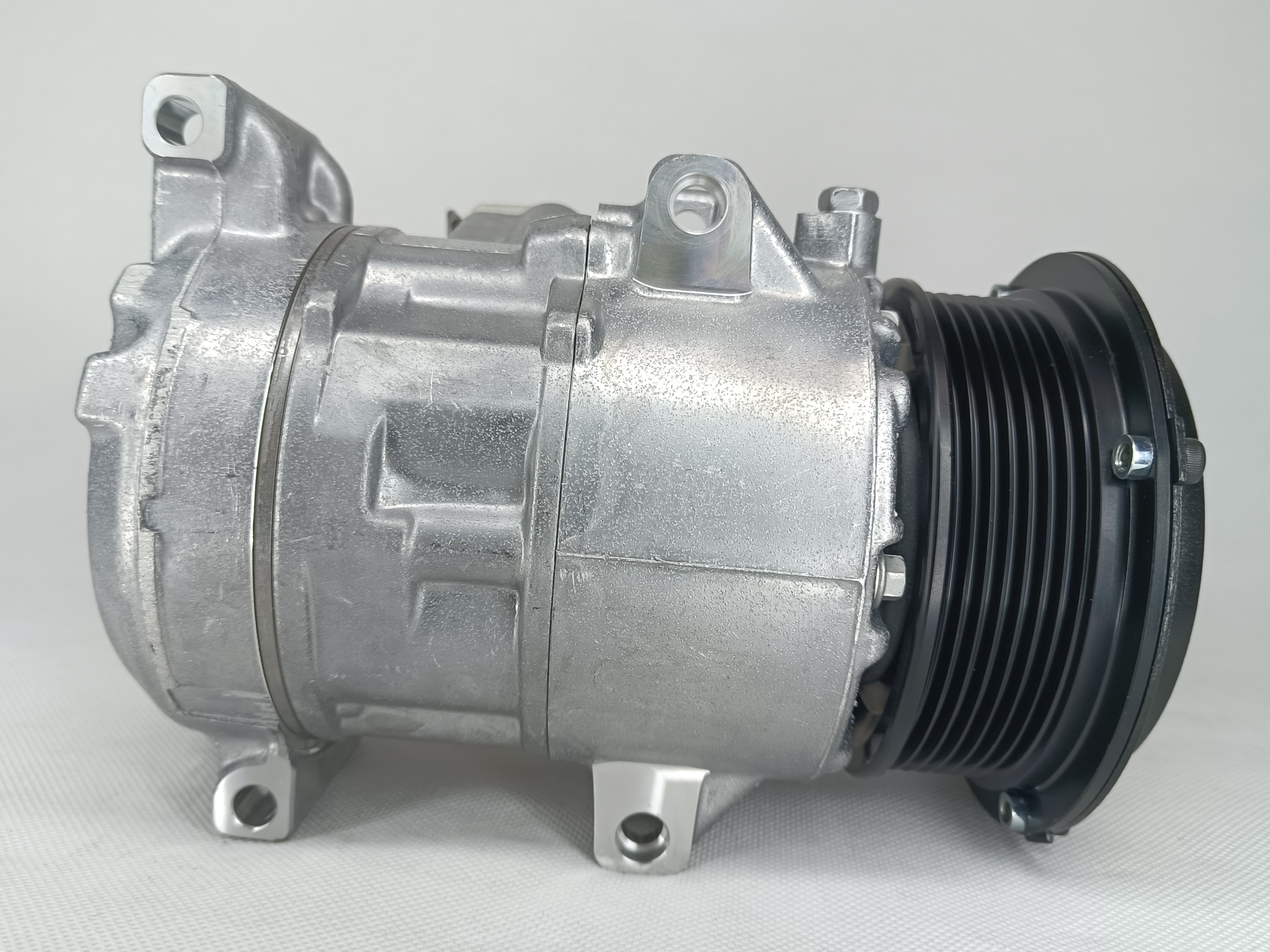 Auto AC conditioning compressor for Toyota Camry 883100R030 air conditioning