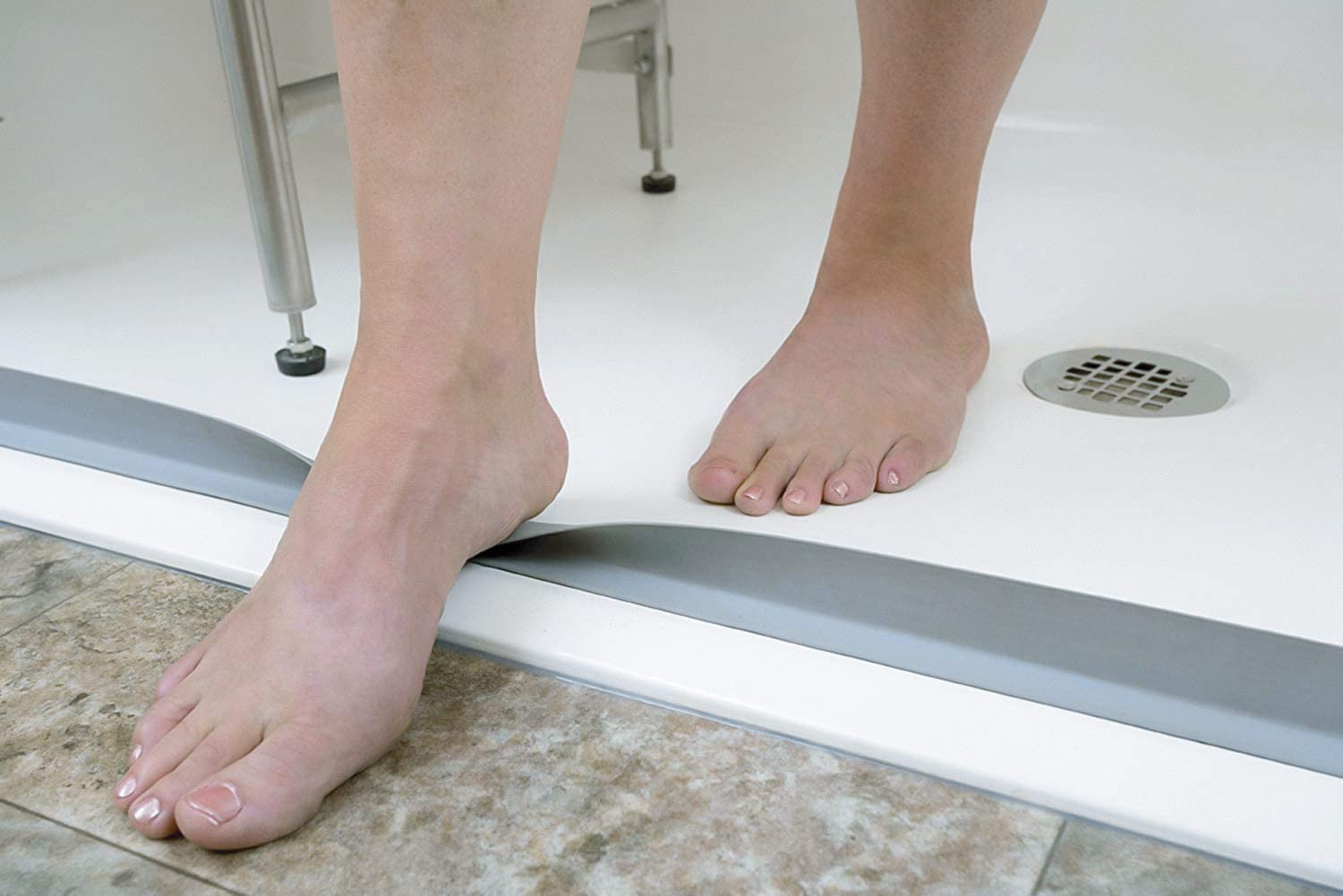 Collapsible Shower Threshold Water Retaining Strip with Easy-to-Install Water Stopper
