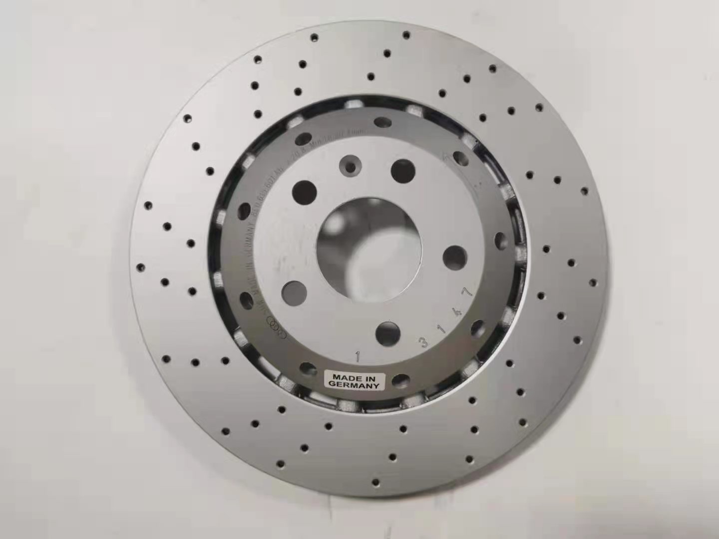 Audi A4 Car Spare Parts Rear Disc Brake 8E0615601AB 8E0615602D