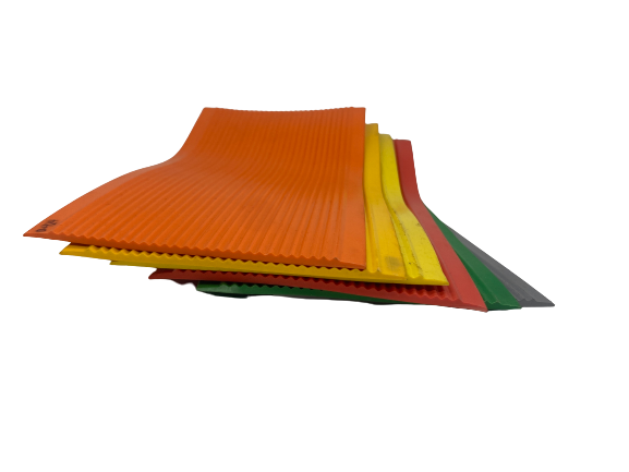 Custom service is Pvc Rubber Strip Stair Nosing for Anti-slip Stair Edge Protection