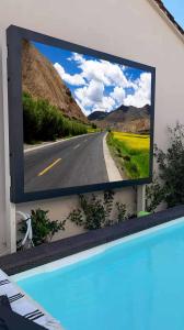 Quality IP54 P4 SMD LED Outdoor Swimming Pool Display Front Service Shenzhen Factory wholesale