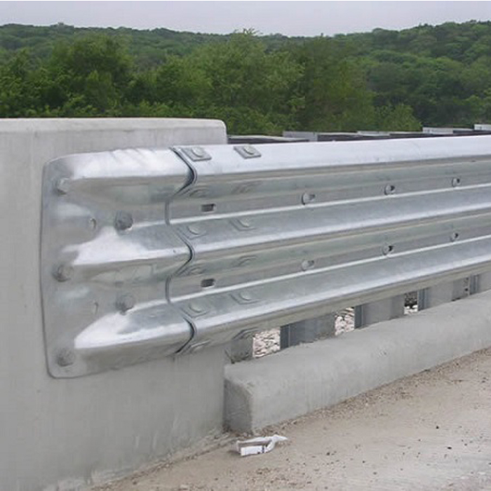 Stainless Steel Rail Guards Customized Strong Corrugated Beam Guardrail Safety Barrier