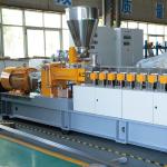 Animal Food Chicken Feeds Twin Screw Extruder Machine For Fish Feed Poultry