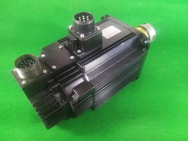 Cheap SGMGH-13ACA61 240V Industrial Servo Drives  Integrated Servo Motor Output 1.3KW for sale