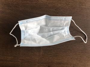Quality White Disposable 3 Ply Face Mask Two Layers Non Woven Fabric One Layer Fused Spray Fabric wholesale