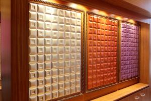 Quality Customized Hard Density Fiberboard Colorful Gemetric Patterns Leather Surface wholesale