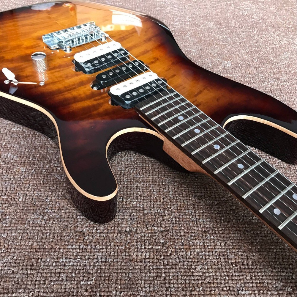 Custom handwork Tiger Flame Electric Guitar.Rosewood fingerboard Sunburst