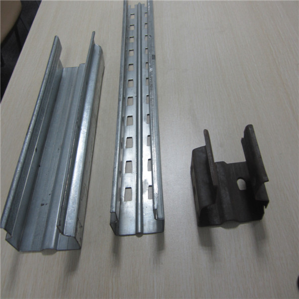 Galvanized Steel S235JR Rack Roll Forming Machine Chain Driven Multi Language