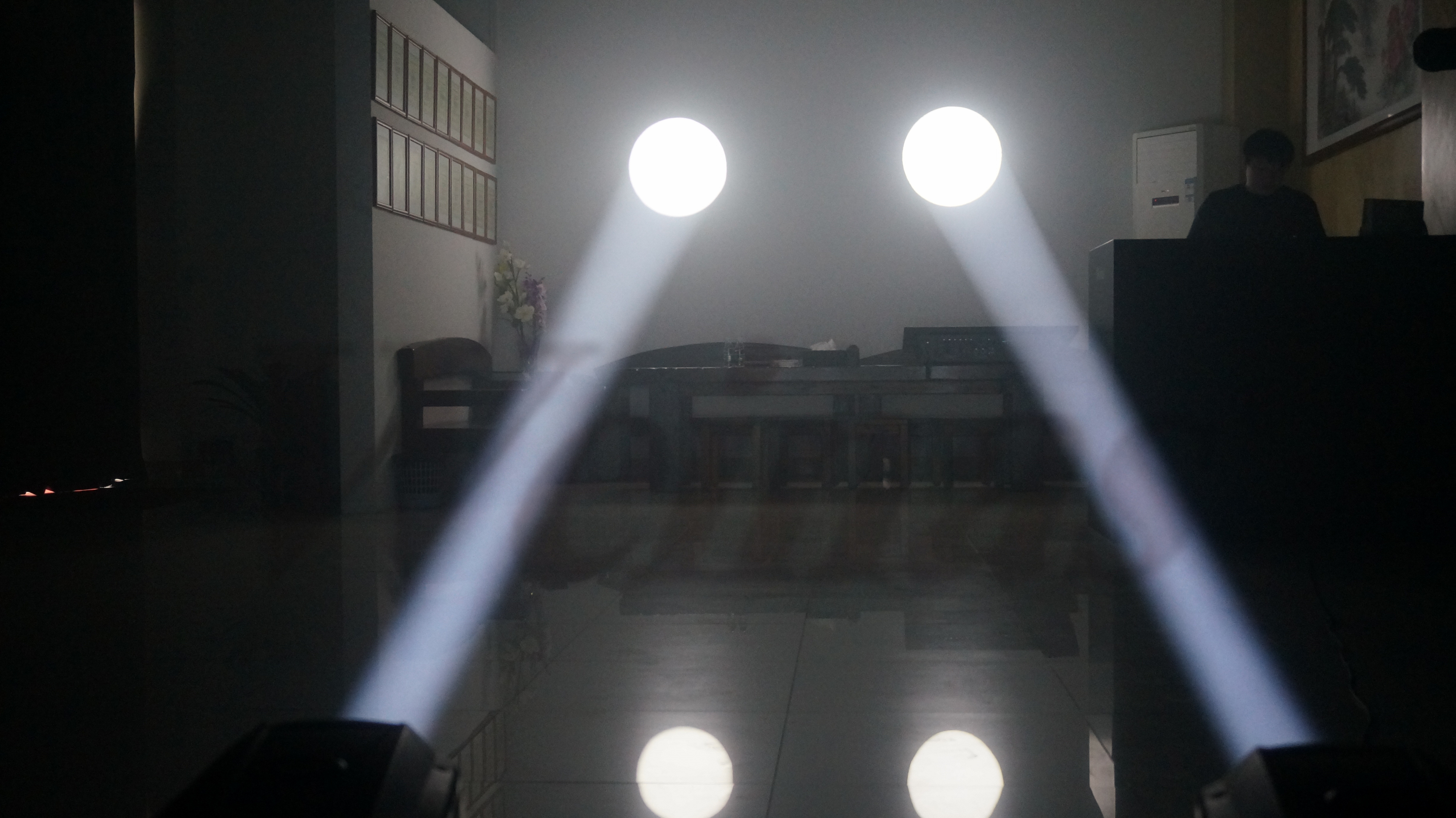 Beam Effect Stage Moving Head Light LED Moving Head Beam Light For Disco Club