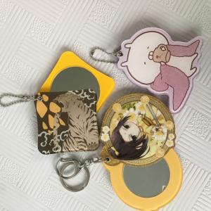 Quality Economical Fancy Anime Compact Mirror Plastic Folding Mirror Corrosion Resistance wholesale