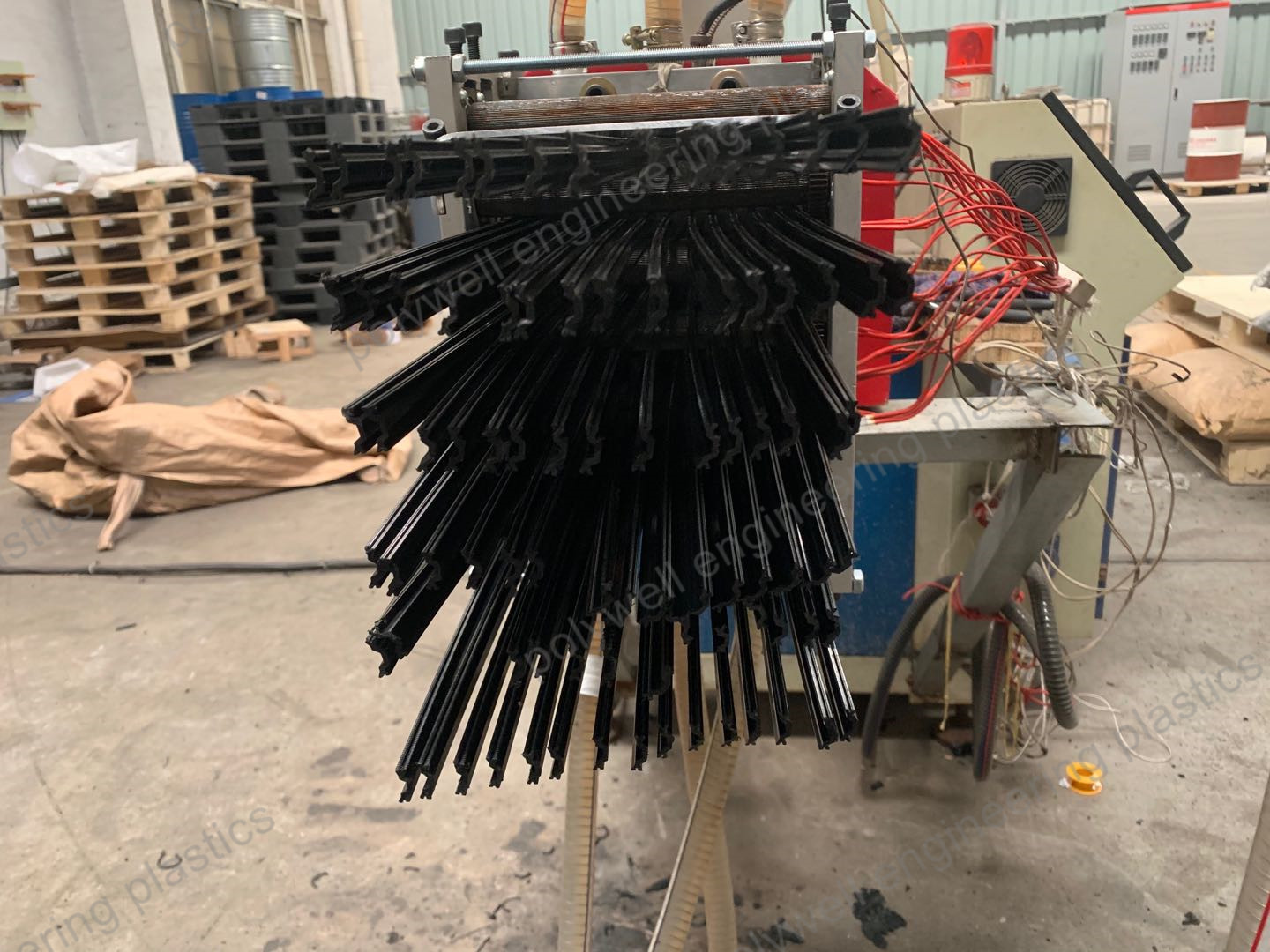 Glass Fiber Reinforced Polyamide PA66 GF25 Thermal Break Strip Nylon Heat Breaking Strip