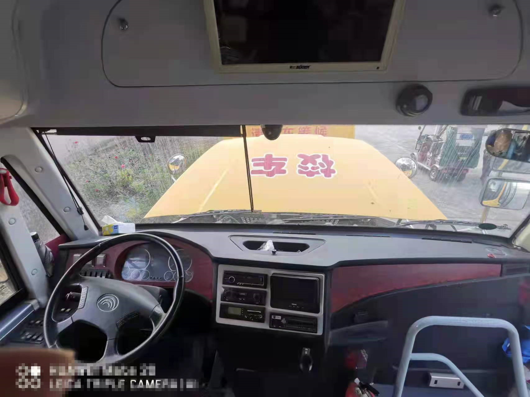 46 Seats Used Yutong School Bus ZK6119D Diesel Front Engine LHD Steering
