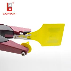 Quality LAIPSON Animal Identification Ear Tags , Rfid Cattle Tags 800mhz 960mhz 15g wholesale
