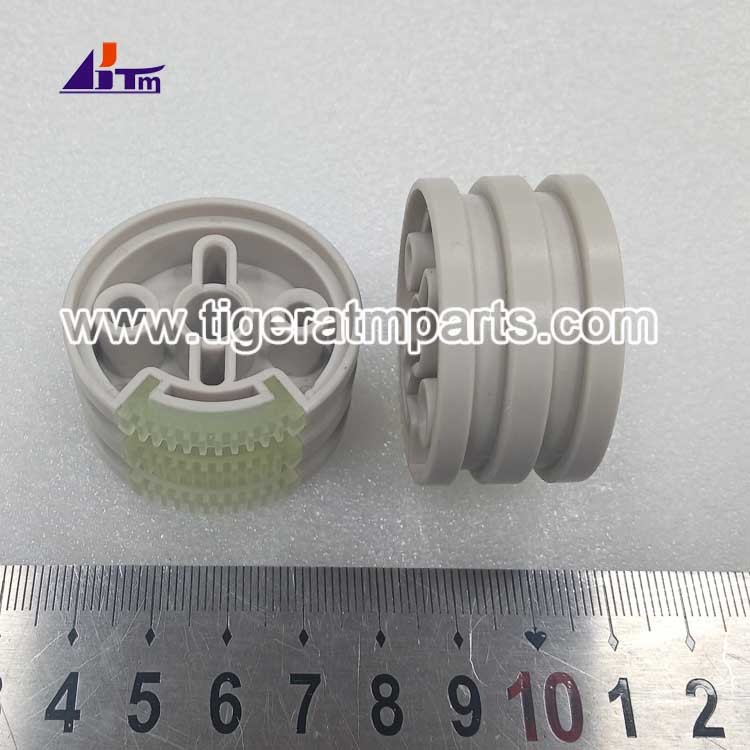 QTGFB8001JX001 Glory Banknote Counter GFB-800 Feed Roller 1742T003
