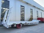 2180mm Tread Steel 2 Axles Lowbed Semi Trailer with Hydraulic Rear Ladder