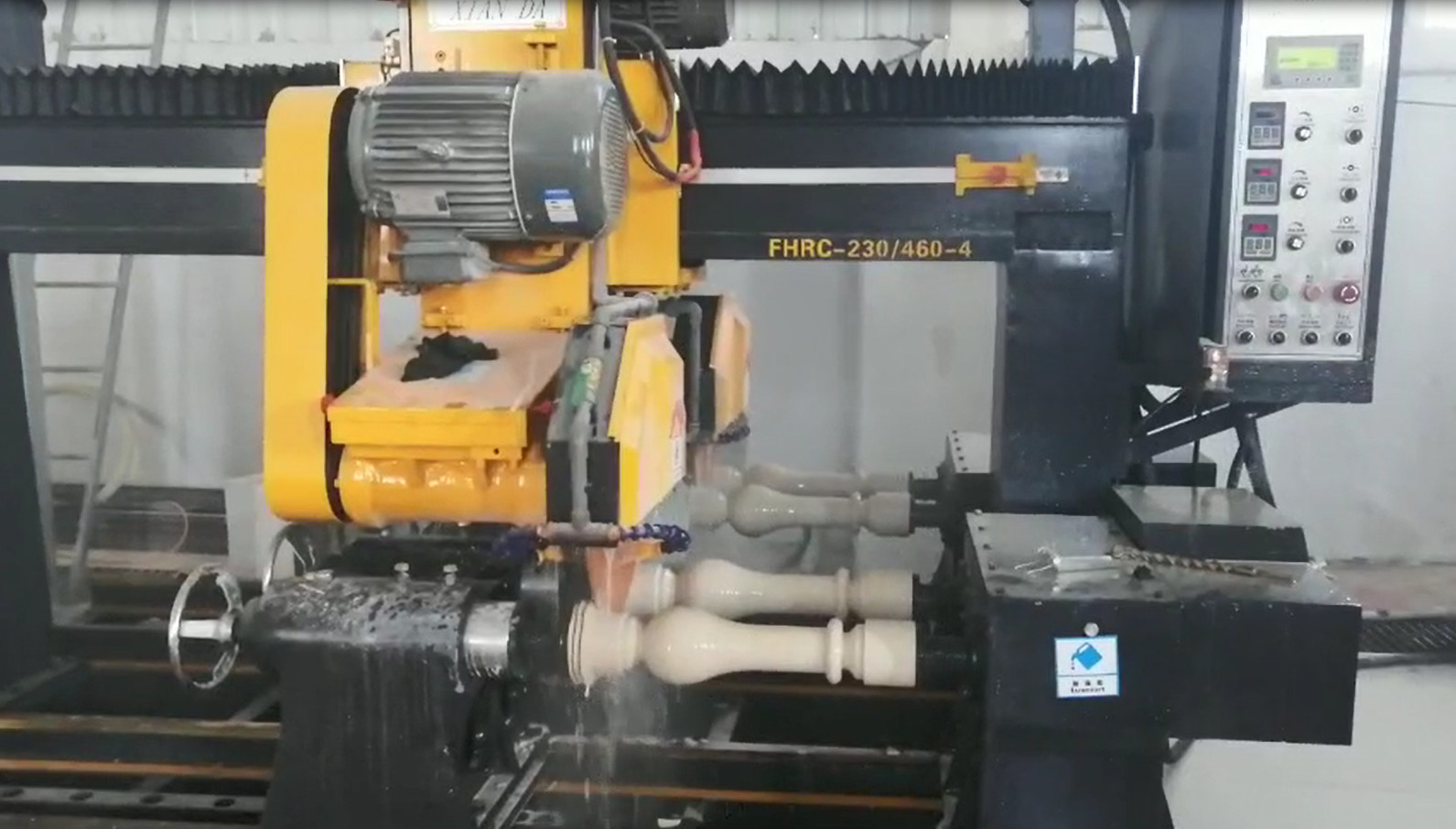 PLC/CNC High Accuracy Four Pcs Blauster Cutting Machine For Pillar , Column Caps , Roadblock