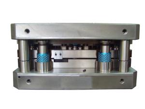 Quality Metal Contact Shrapnel Automotive Stamping Dies One Row Cavity Coin Cell Holders wholesale