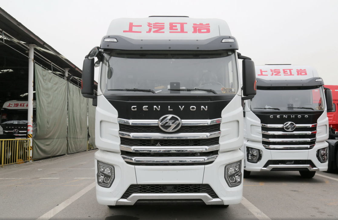 251 350hp Electric Heavy Truck Sale 2023 Saic Hongyan Truck Tractor Electric Tractor 6*4 Energy Directly