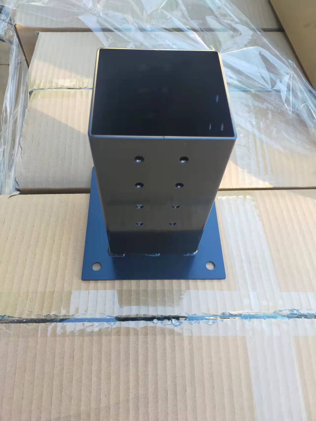 Professional Steel Q235B Construction Pergola Post Base Metal Brackets for Gazebo Kit