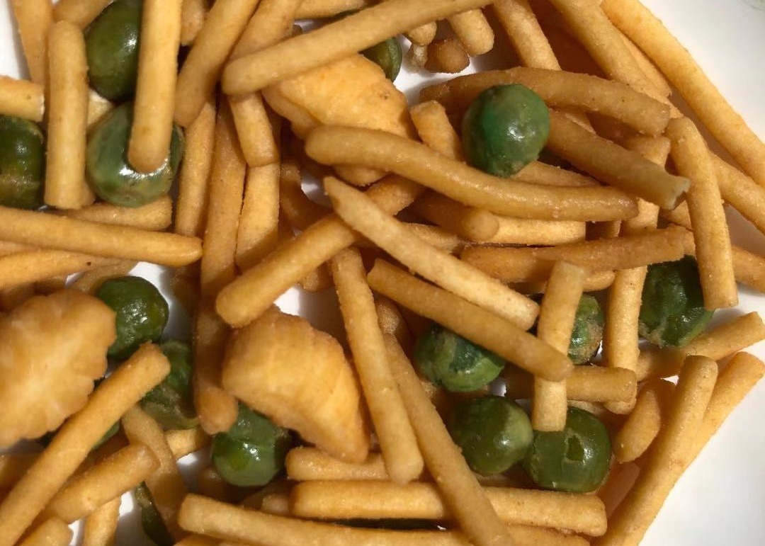 Soy Sauce Flavors Crispy Rice Cracker Mix Different Shapes Delicious