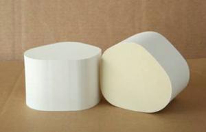 Quality Three way Catalytic Cordierite Honeycomb Ceramic Porous Customize wholesale
