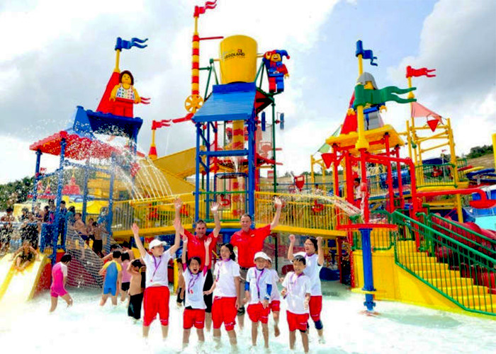 Fiberglass Aqua Playground Outdoor / Indoor Water House With Spiral Slide