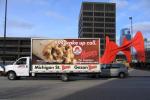 P5 Outdoor LED Display Screen Wall Truck LED Mobile Billboard Trailer AC220V
