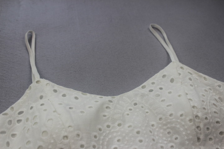 White Custom Womens Dresses / Lace And Embroidered Dress Soft Fabric BS191203