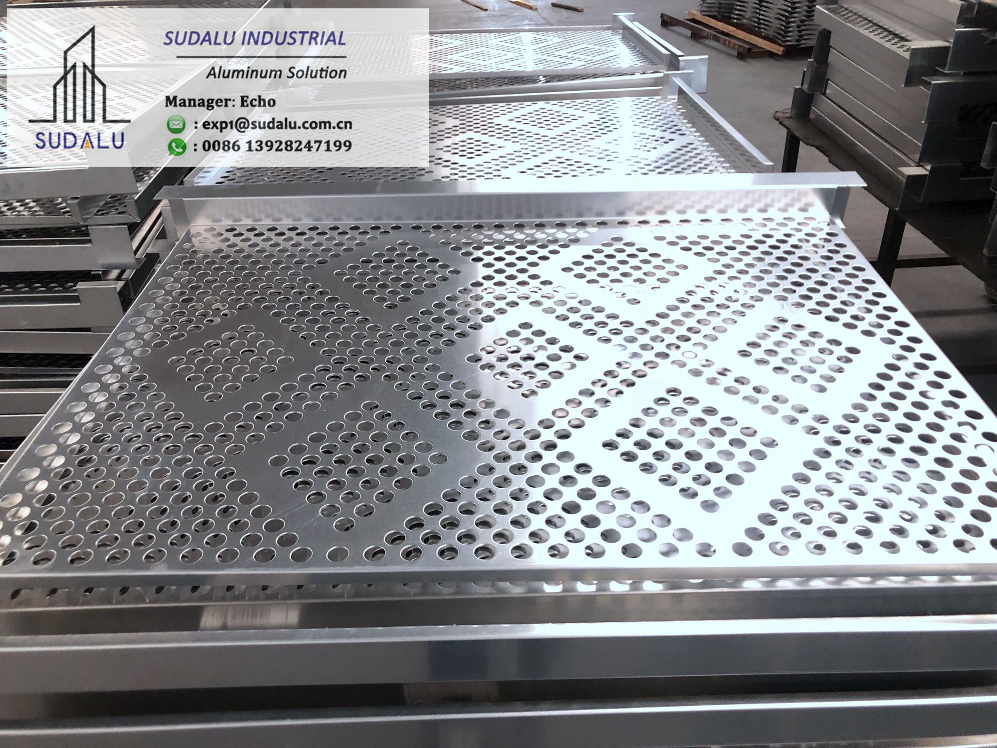 SUDALU Aluminum Perforated Panel with Round Holes Pattern 3mm Aluminum CNC Curvel Panel