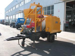 Quality 1.2 MPA Oil Supply Pressure Asphalt Mixing Plant , 5TPH Towed Bitumen Mix Concrete Batch Plant wholesale